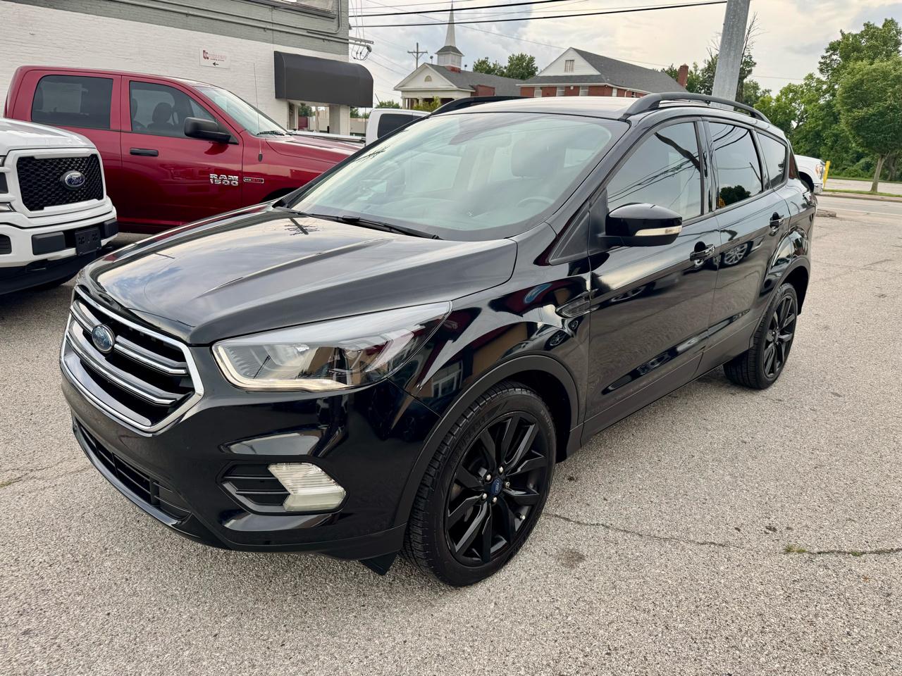 Ford Escape Titanium FWD 2017