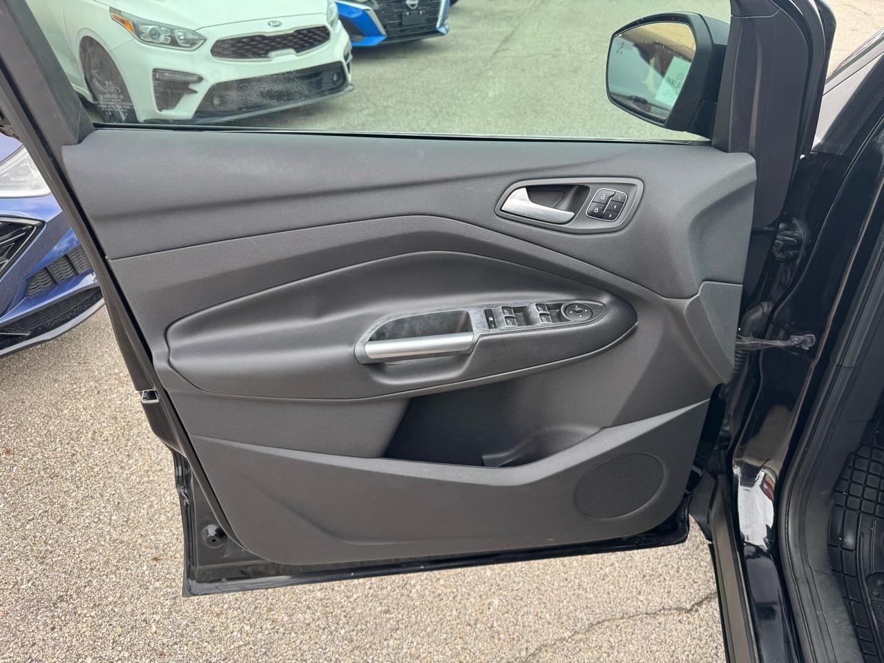 Ford Escape Titanium FWD 2017