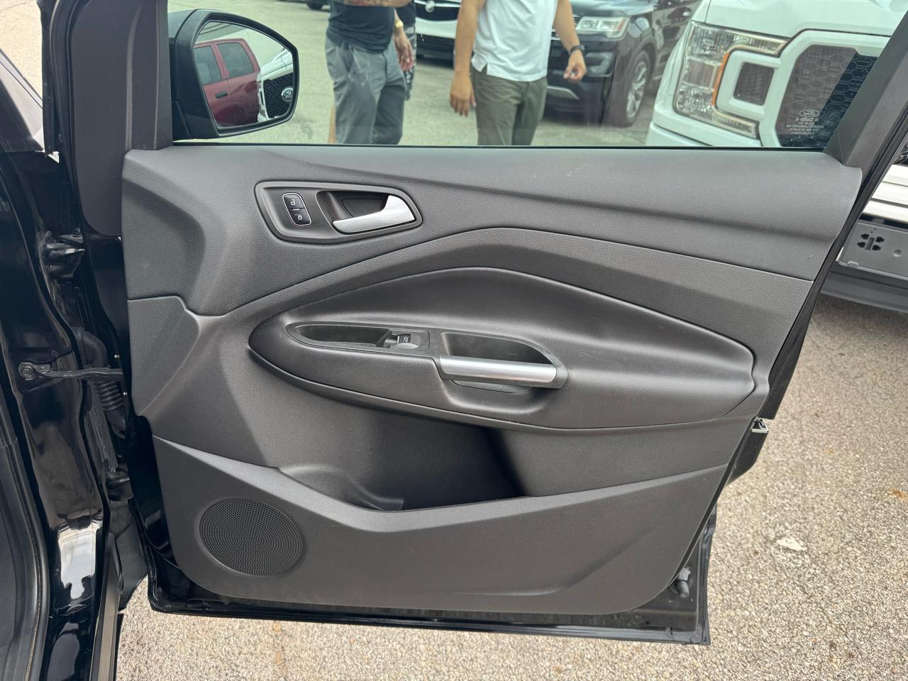 Ford Escape Titanium FWD 2017