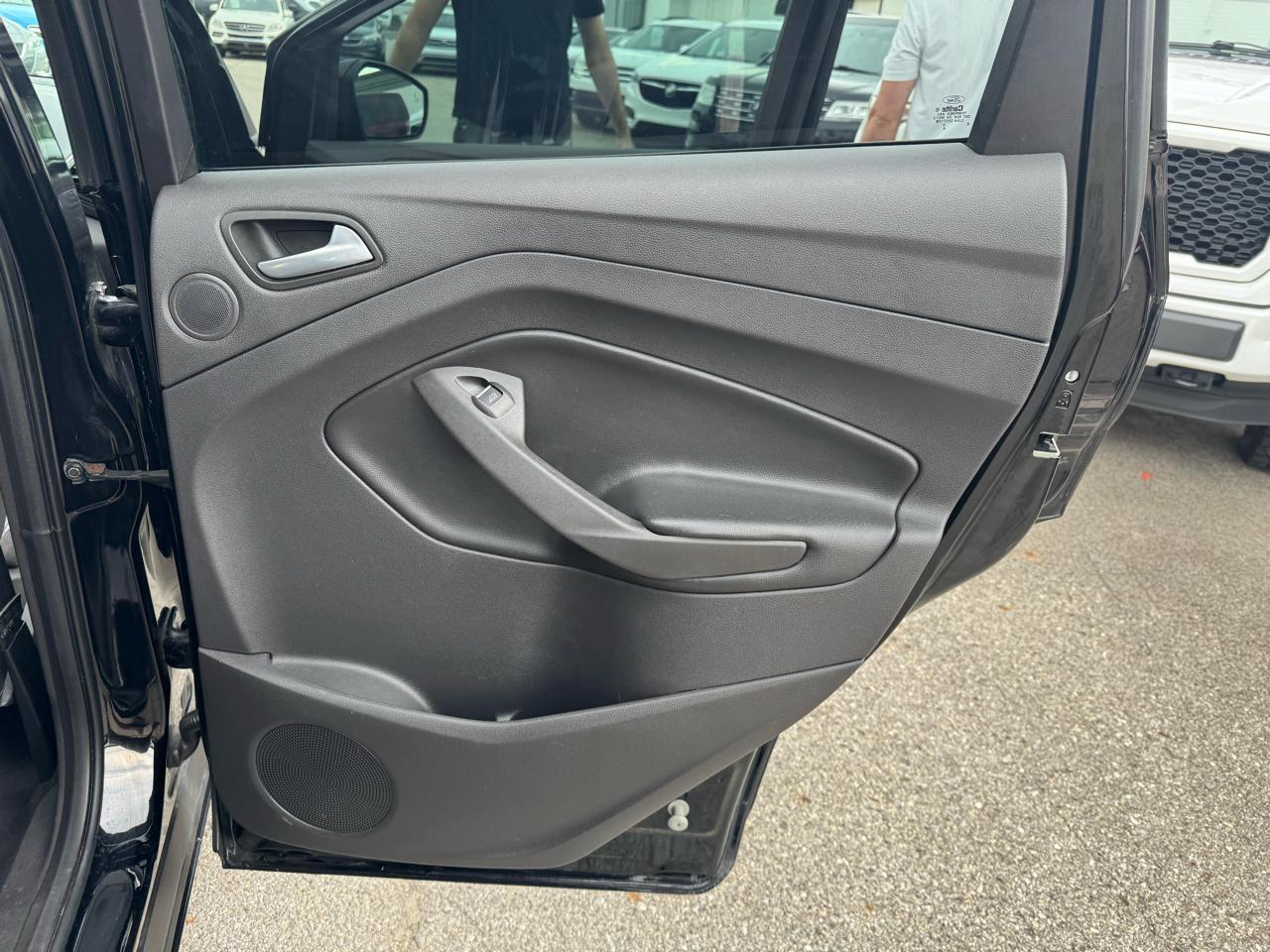 Ford Escape Titanium FWD 2017