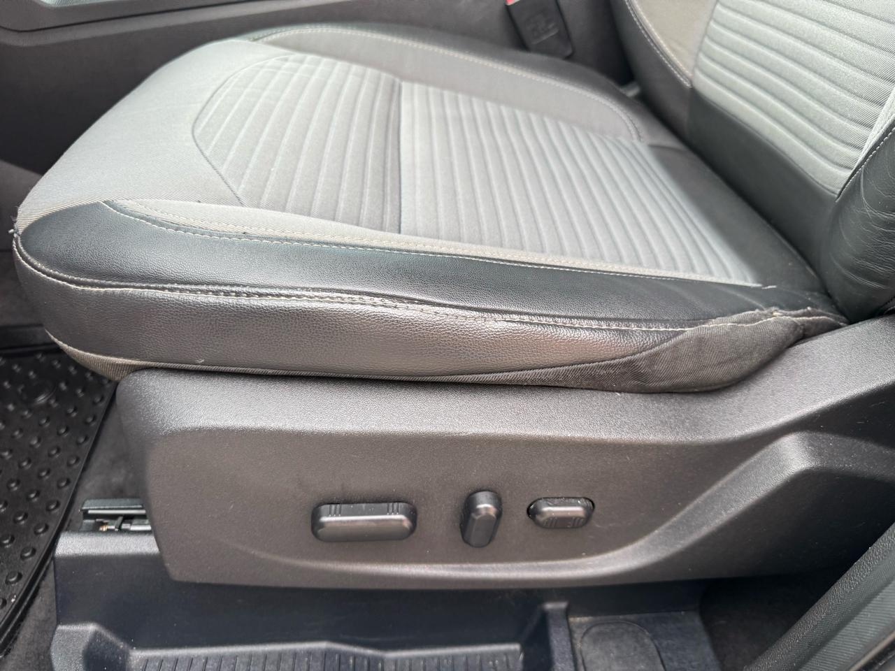 Ford Escape Titanium FWD 2017