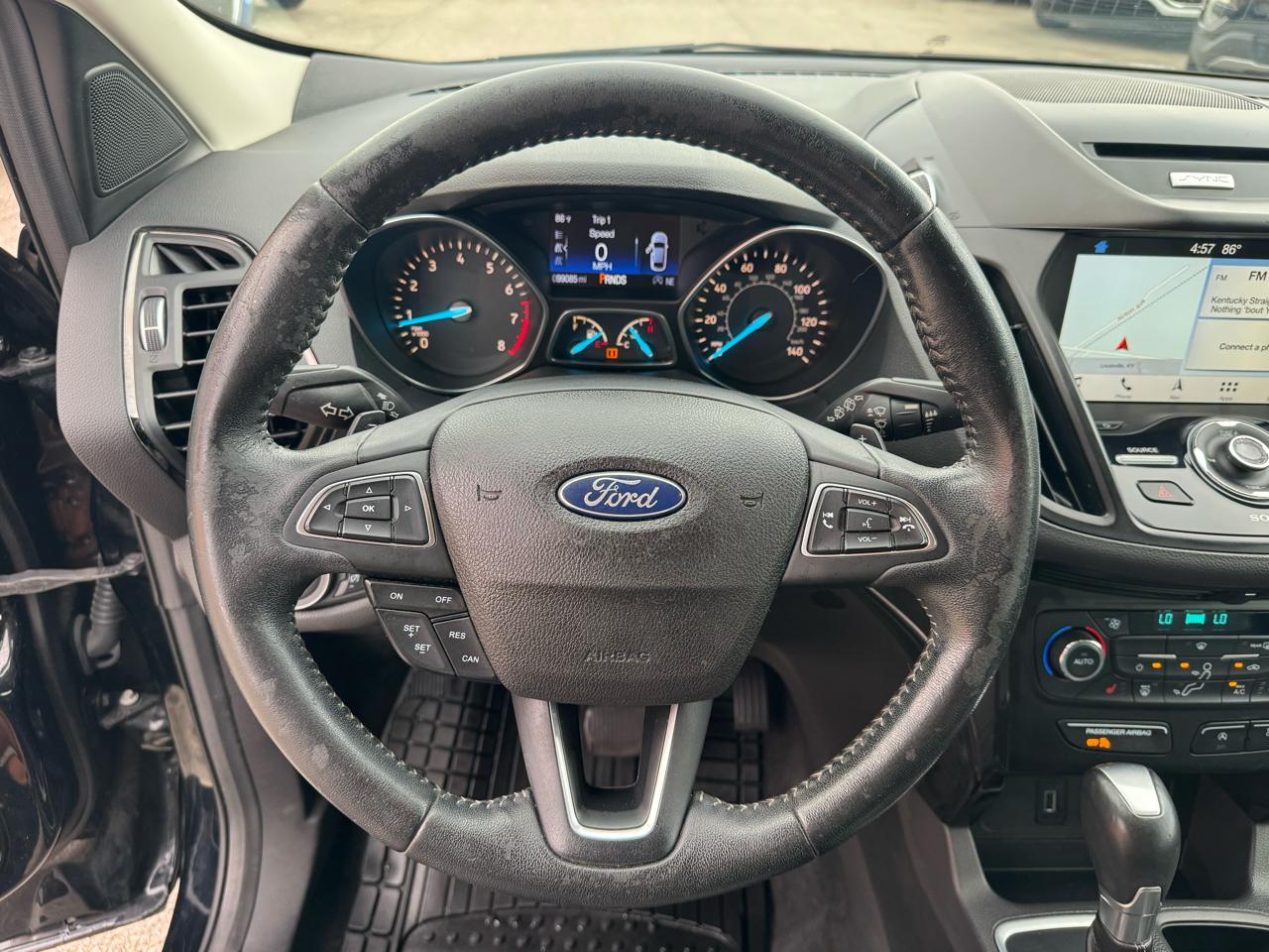 Ford Escape Titanium FWD 2017