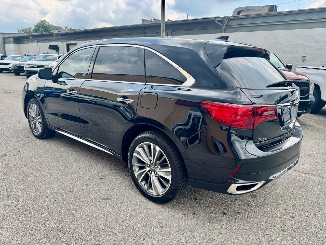 Acura MDX SH-AWD 9-Spd AT w/Tech Package 2017