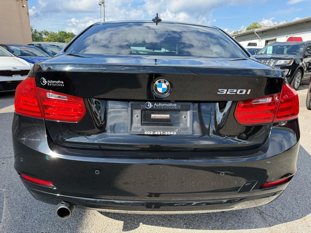 BMW 3-Series 320i Sedan 2015