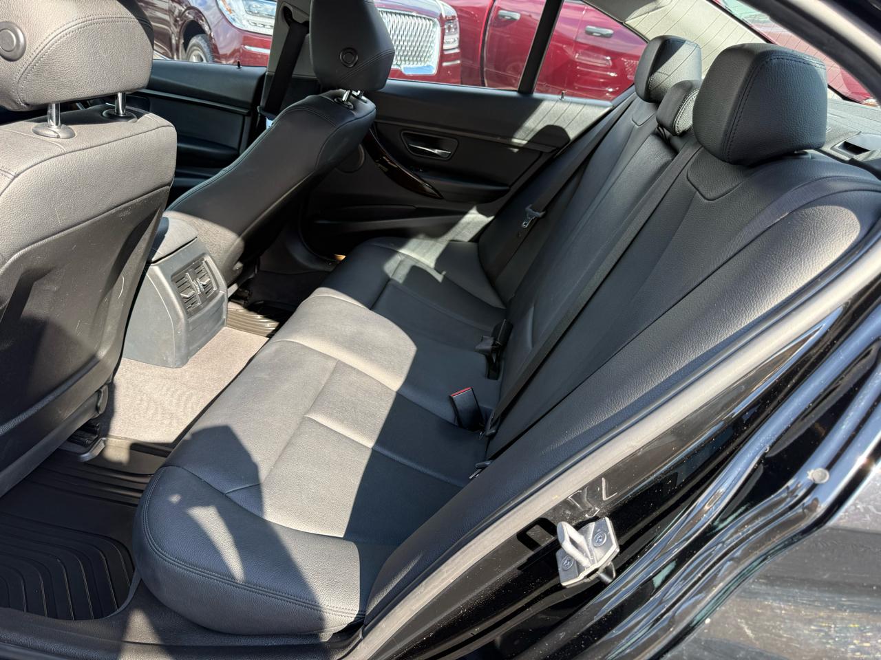 BMW 3-Series 320i Sedan 2015
