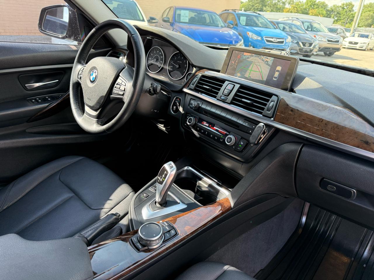 BMW 3-Series 320i Sedan 2015