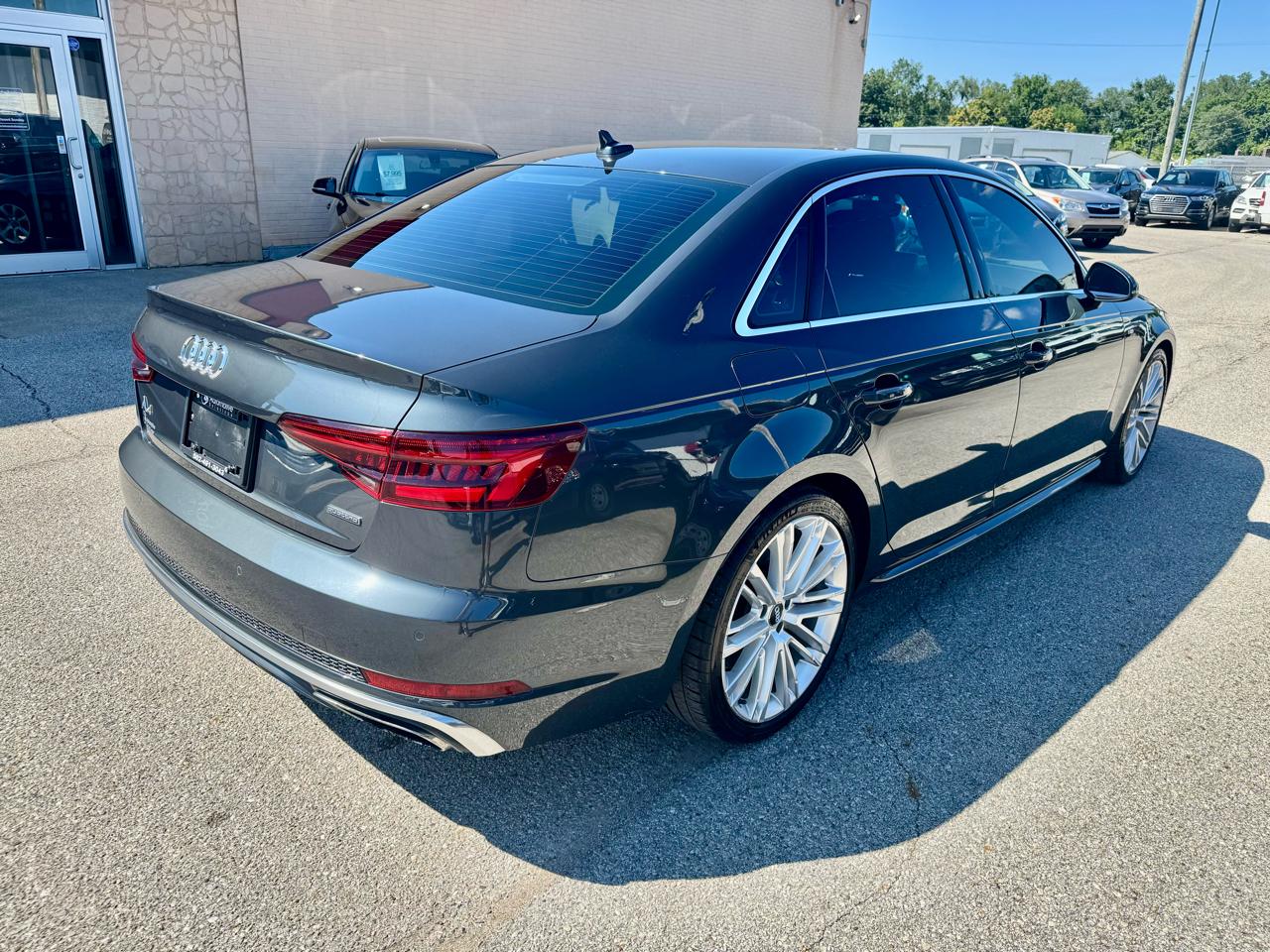 Audi A4 2.0 TFSI Premium Plus quattro 7A 2019