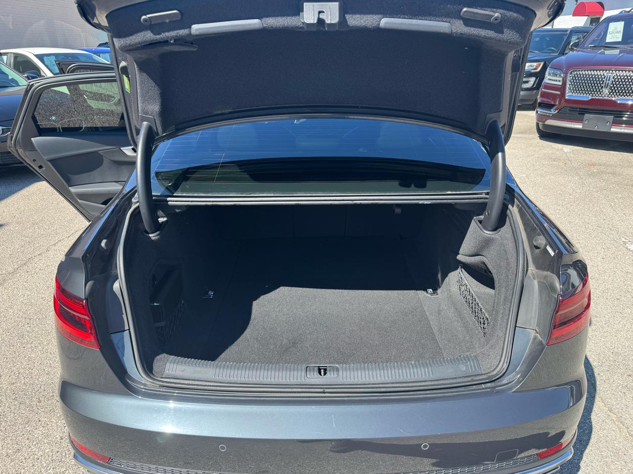 Audi A4 2.0 TFSI Premium Plus quattro 7A 2019