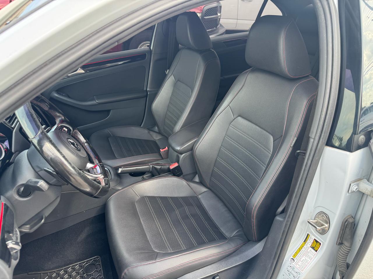 Volkswagen Jetta 2.0T GLI 6A 2017
