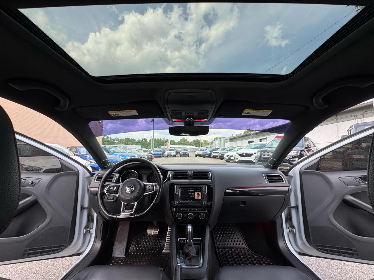 Volkswagen Jetta 2.0T GLI 6A 2017