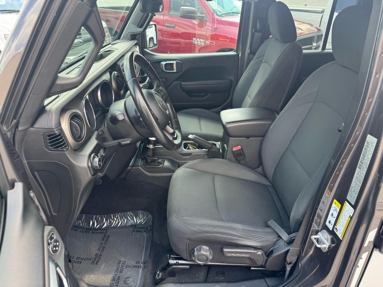 Jeep Wrangler Unlimited Sport 2019