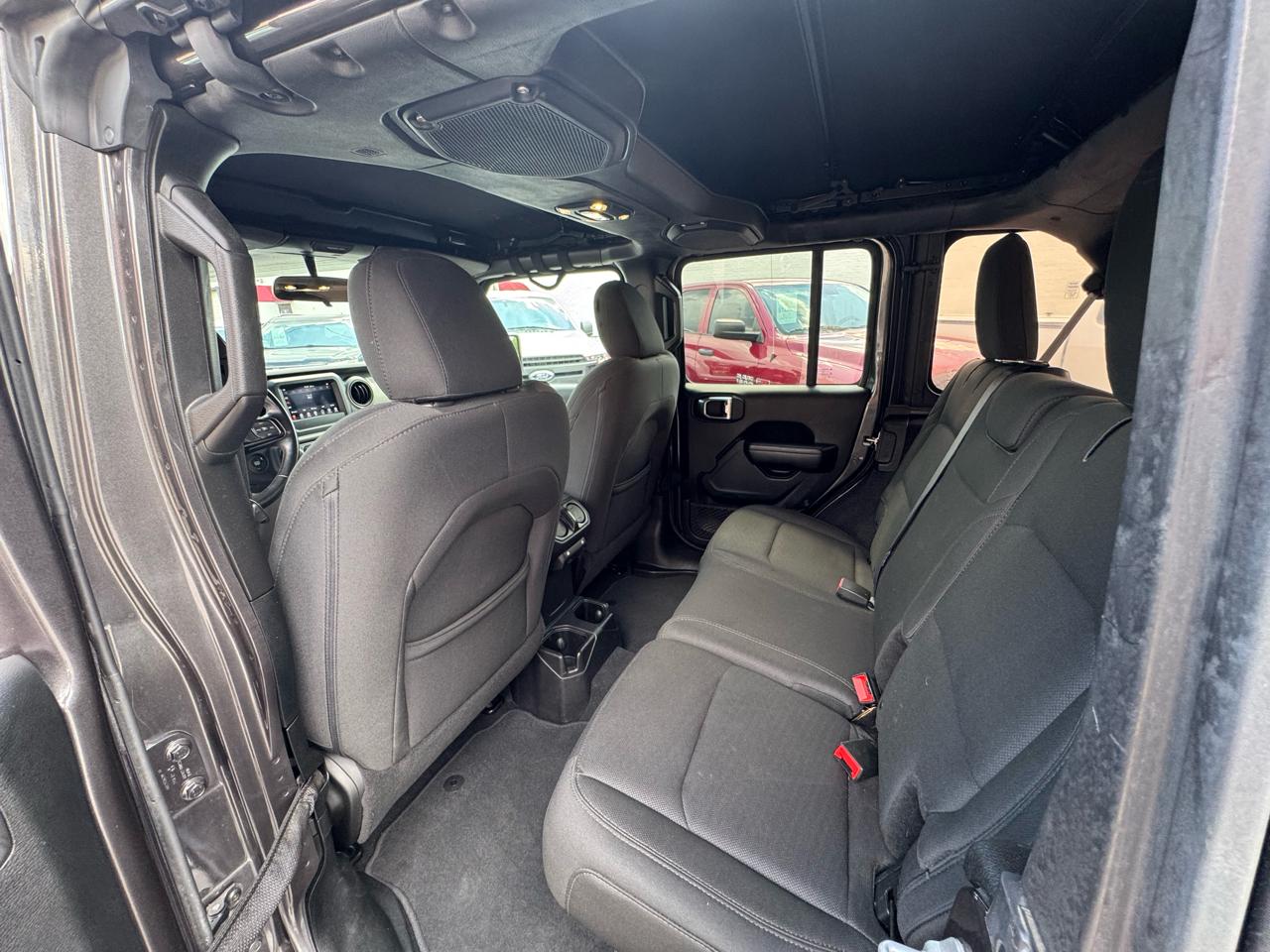 Jeep Wrangler Unlimited Sport 2019