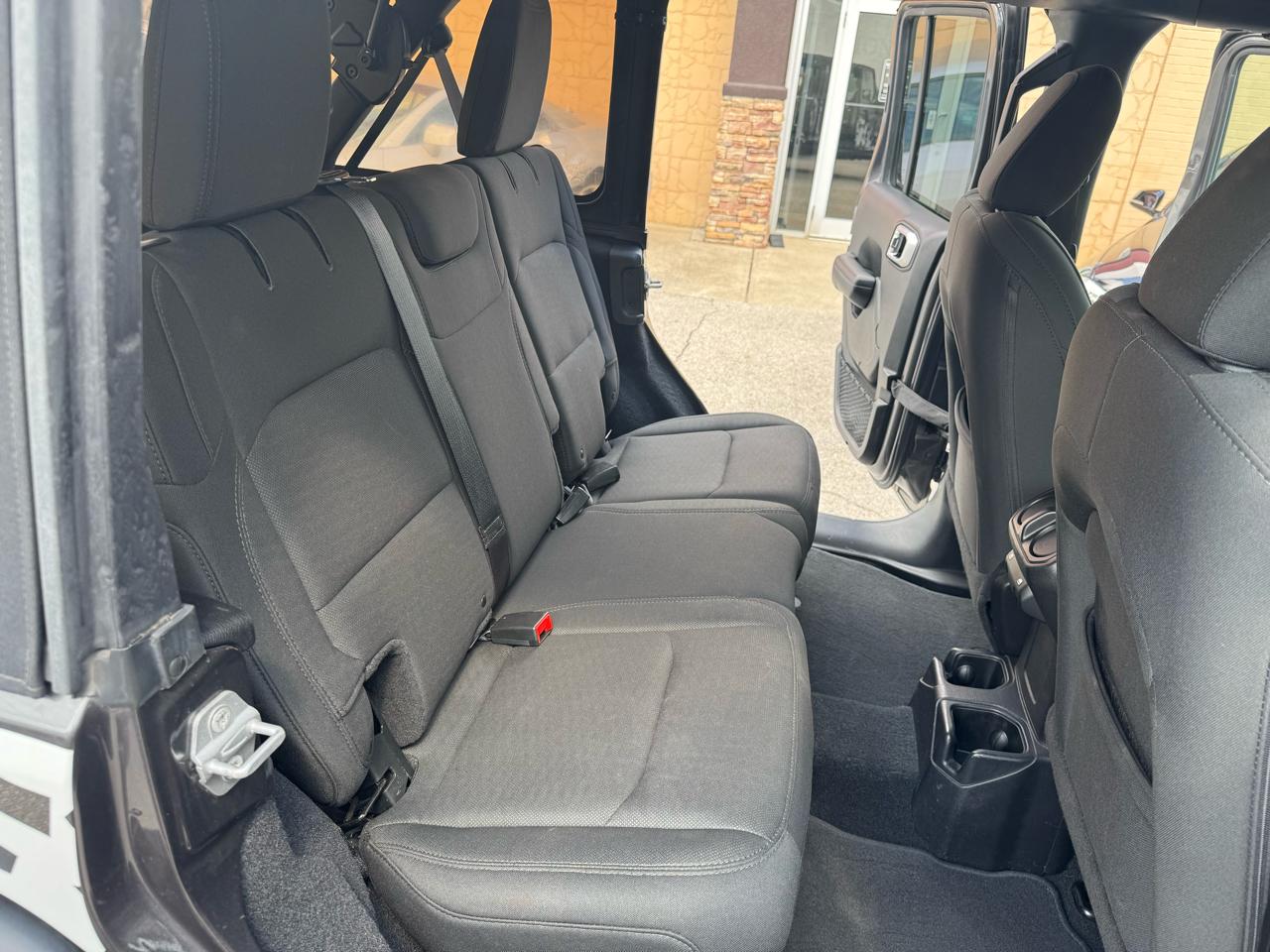 Jeep Wrangler Unlimited Sport 2019