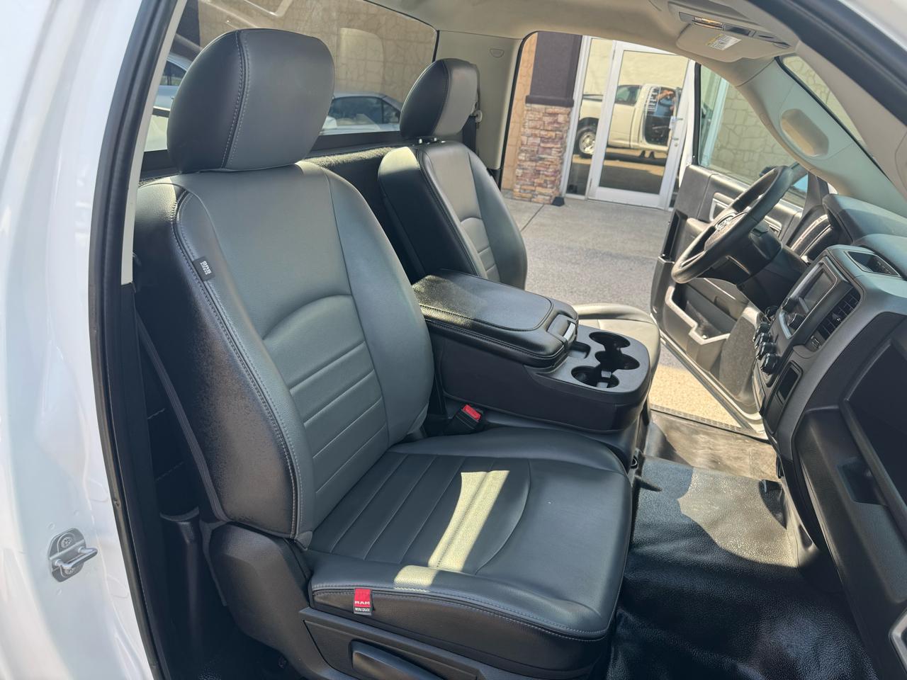 RAM 1500 Classic Tradesman Regular Cab SWB 4WD 2021