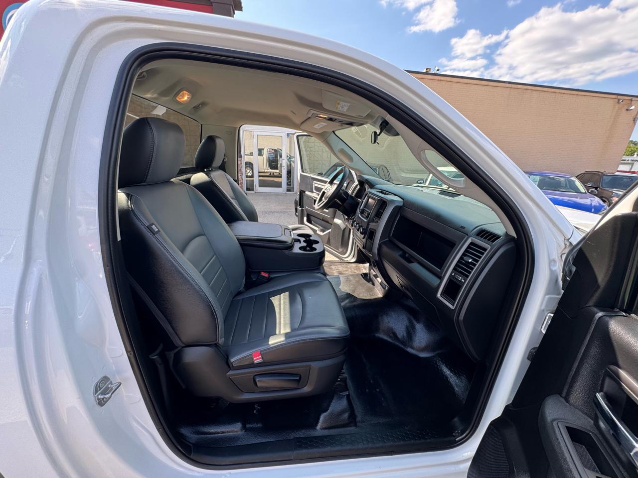 RAM 1500 Classic Tradesman Regular Cab SWB 4WD 2021