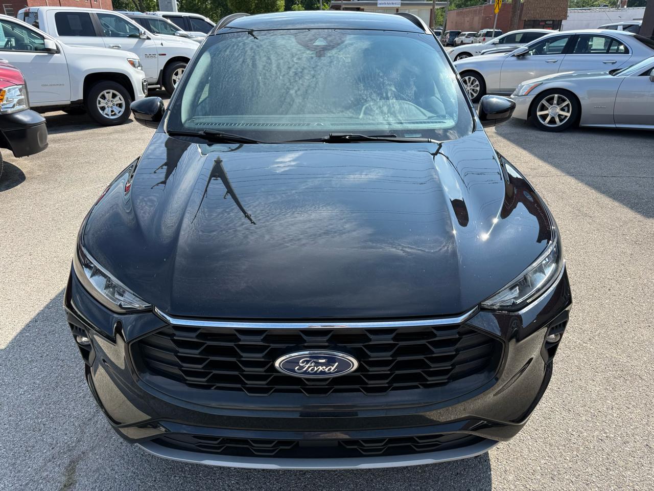 Ford Escape ST-Line Select  Hybrid AWD 2023