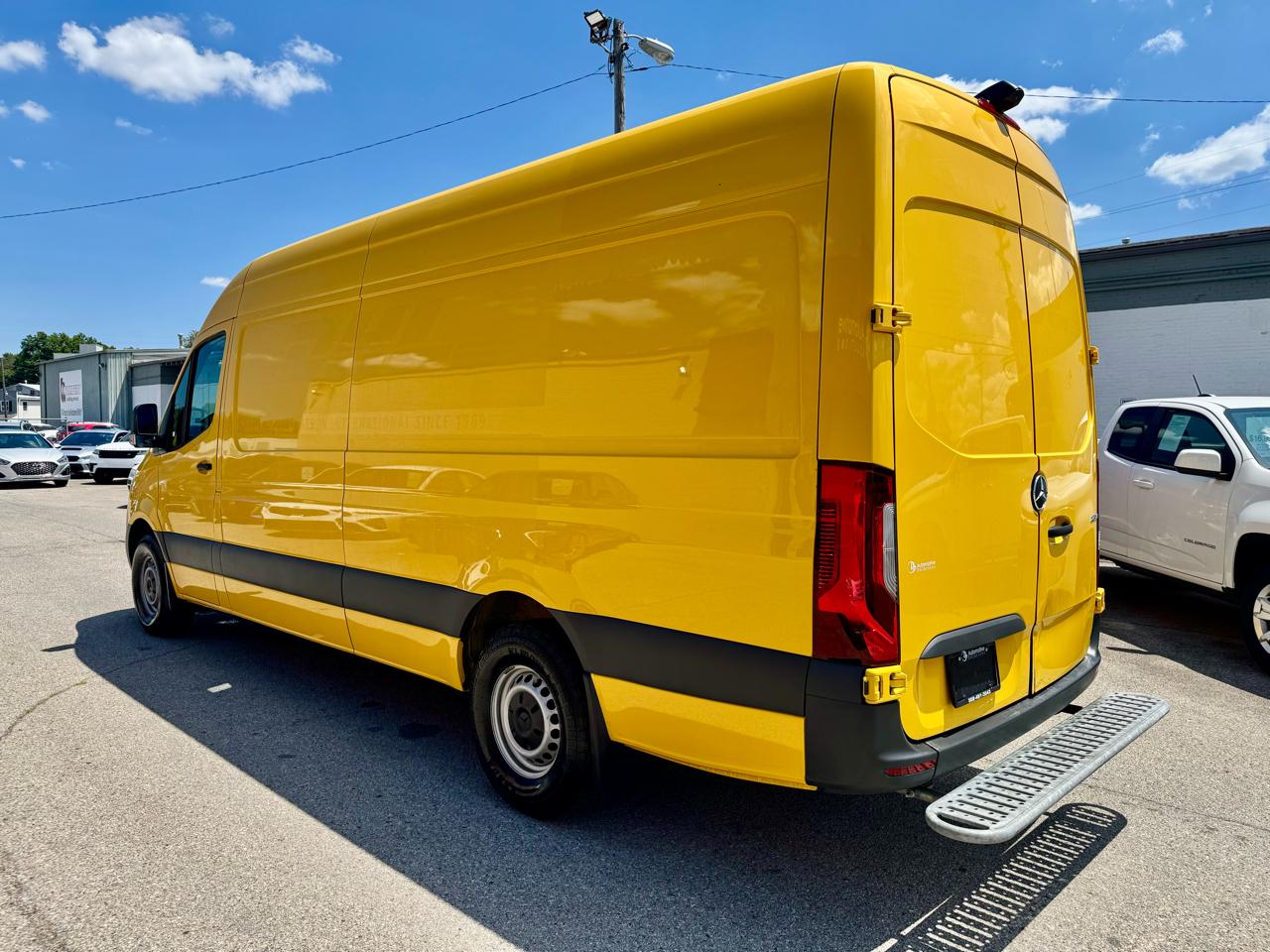 Mercedes-Benz Sprinter 2500 170-in. WB 2021