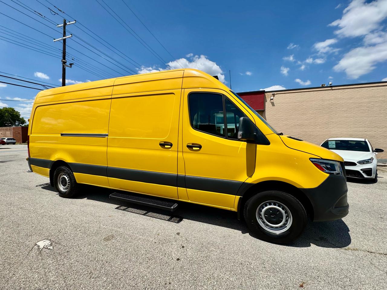 Mercedes-Benz Sprinter 2500 170-in. WB 2021