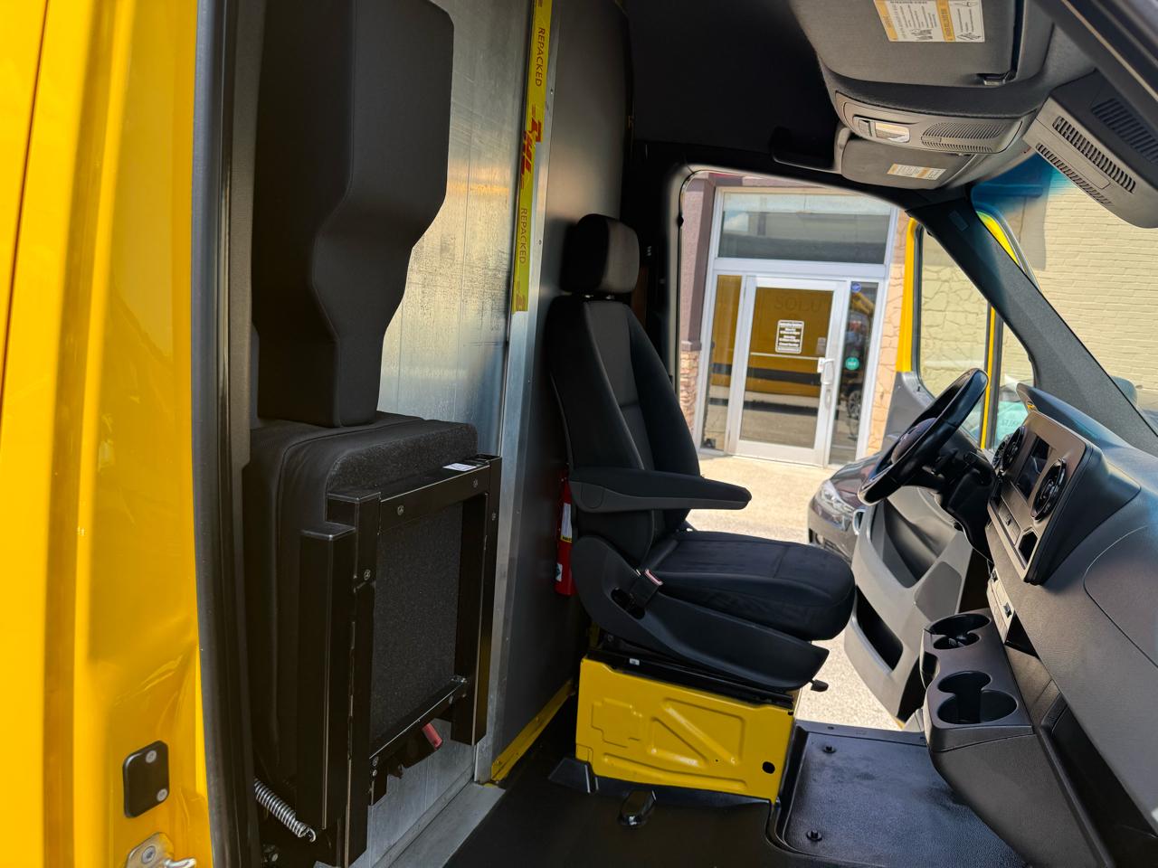 Mercedes-Benz Sprinter 2500 170-in. WB 2021