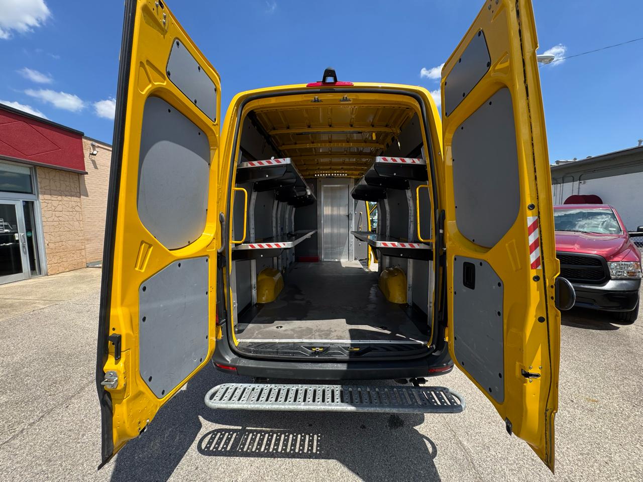 Mercedes-Benz Sprinter 2500 170-in. WB 2021