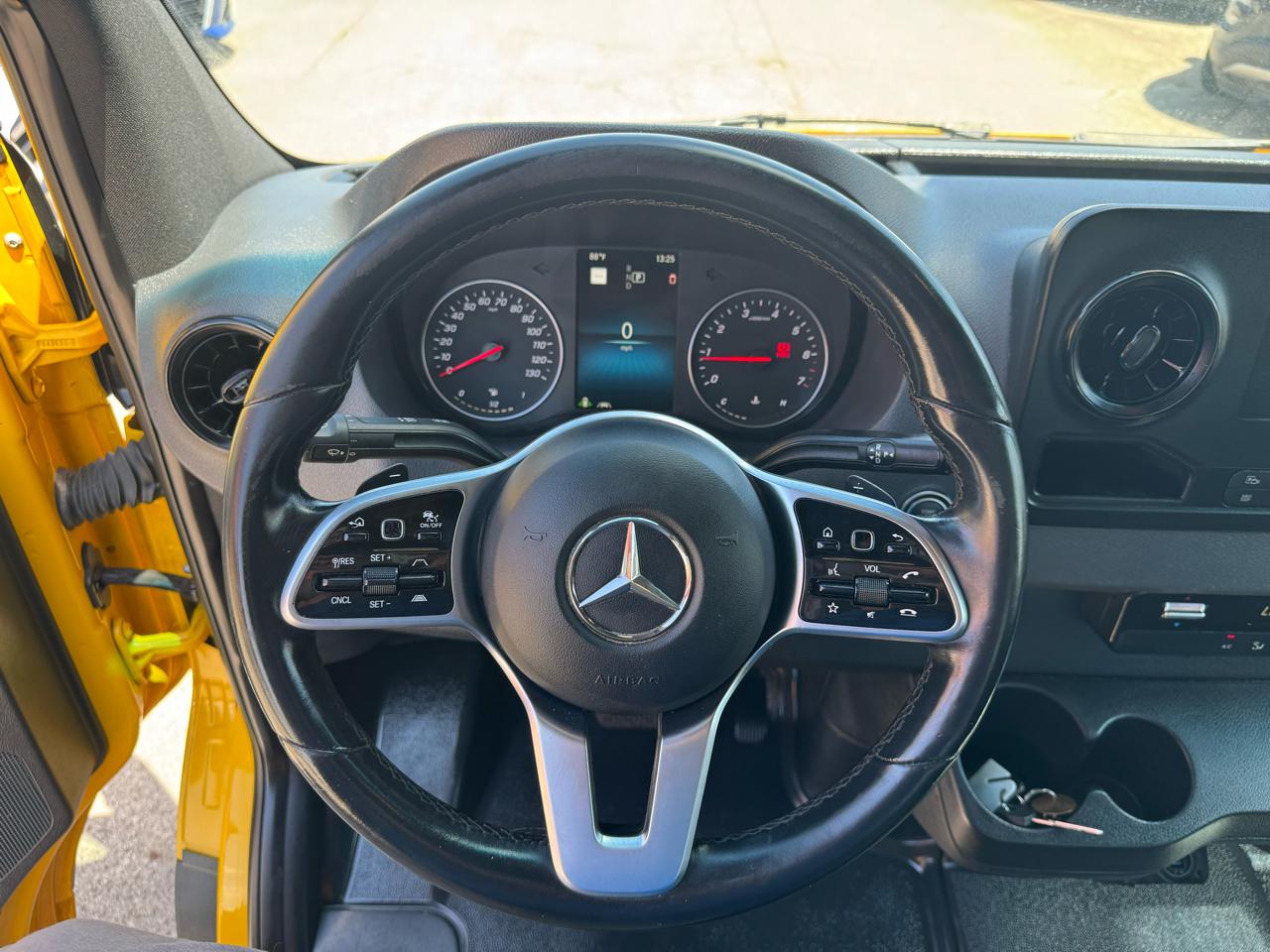 Mercedes-Benz Sprinter 2500 170-in. WB 2021