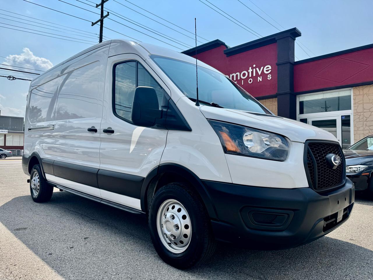 Ford Transit 350 Van Med. Roof w/Sliding Pass. 148-in. WB 2022