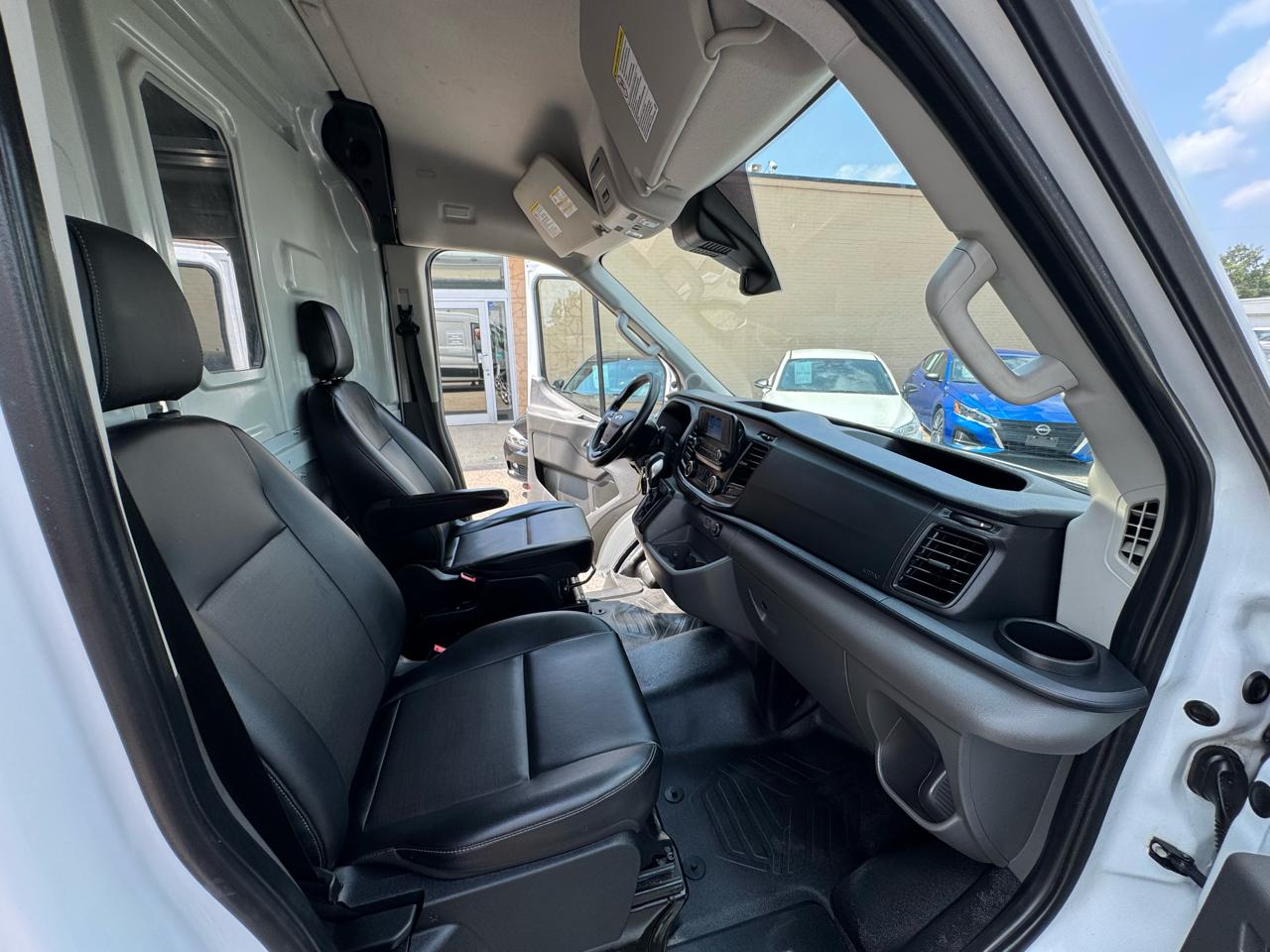 Ford Transit 350 Van Med. Roof w/Sliding Pass. 148-in. WB 2022