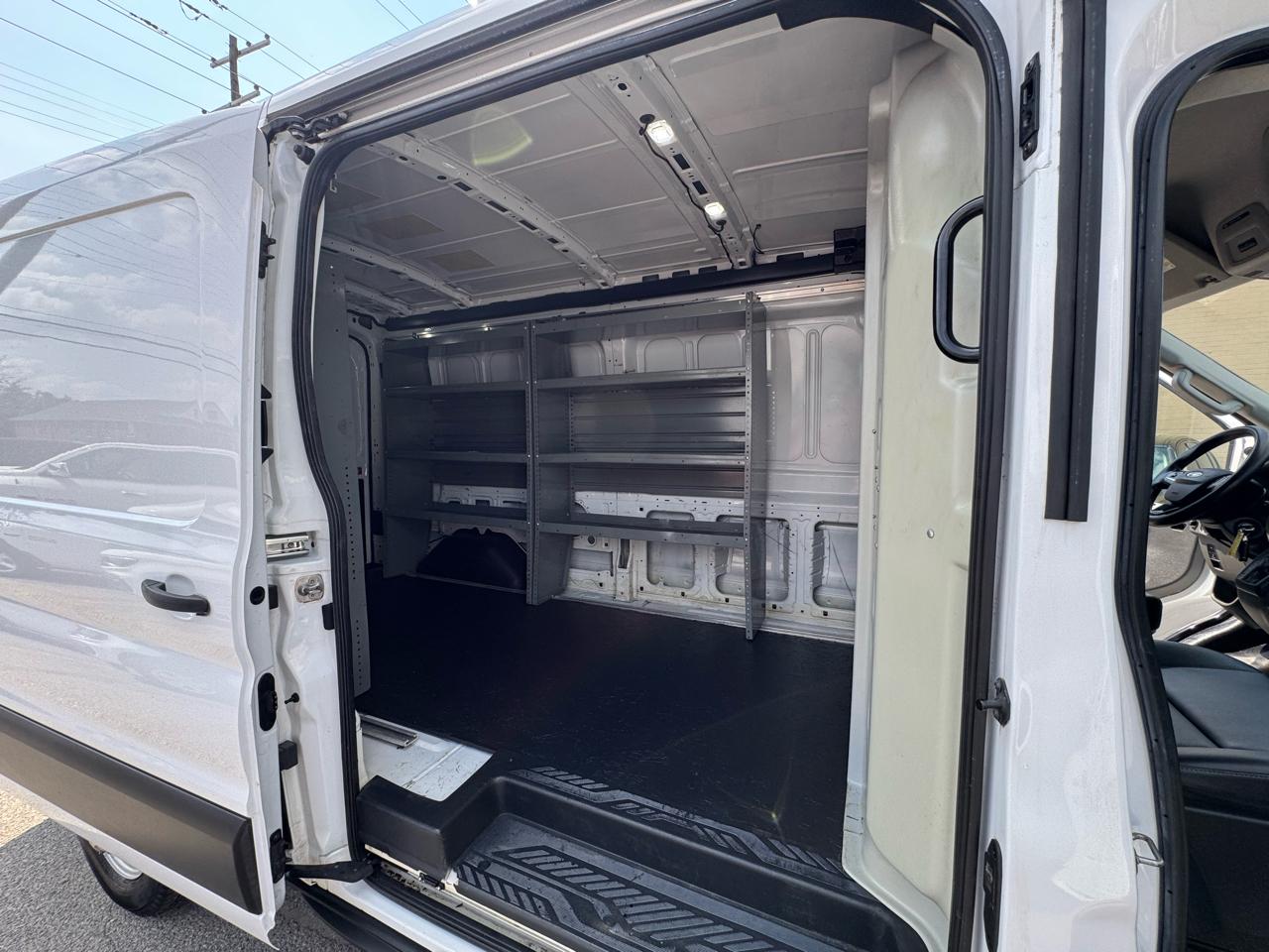 Ford Transit 350 Van Med. Roof w/Sliding Pass. 148-in. WB 2022
