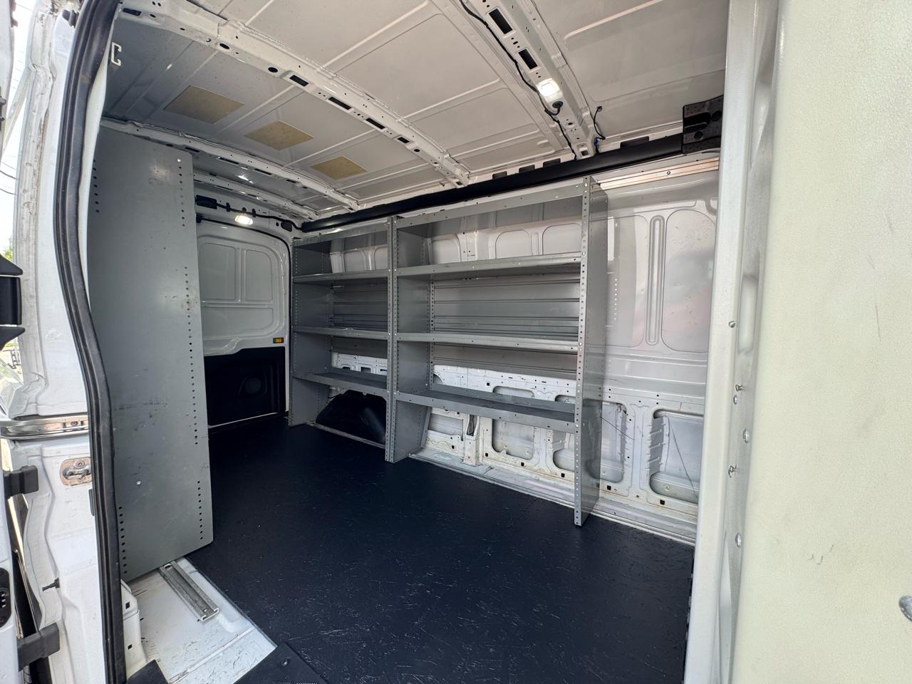 Ford Transit 350 Van Med. Roof w/Sliding Pass. 148-in. WB 2022