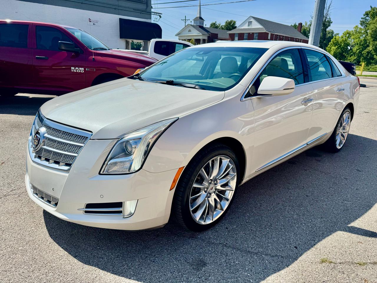 Cadillac XTS Platinum 2013