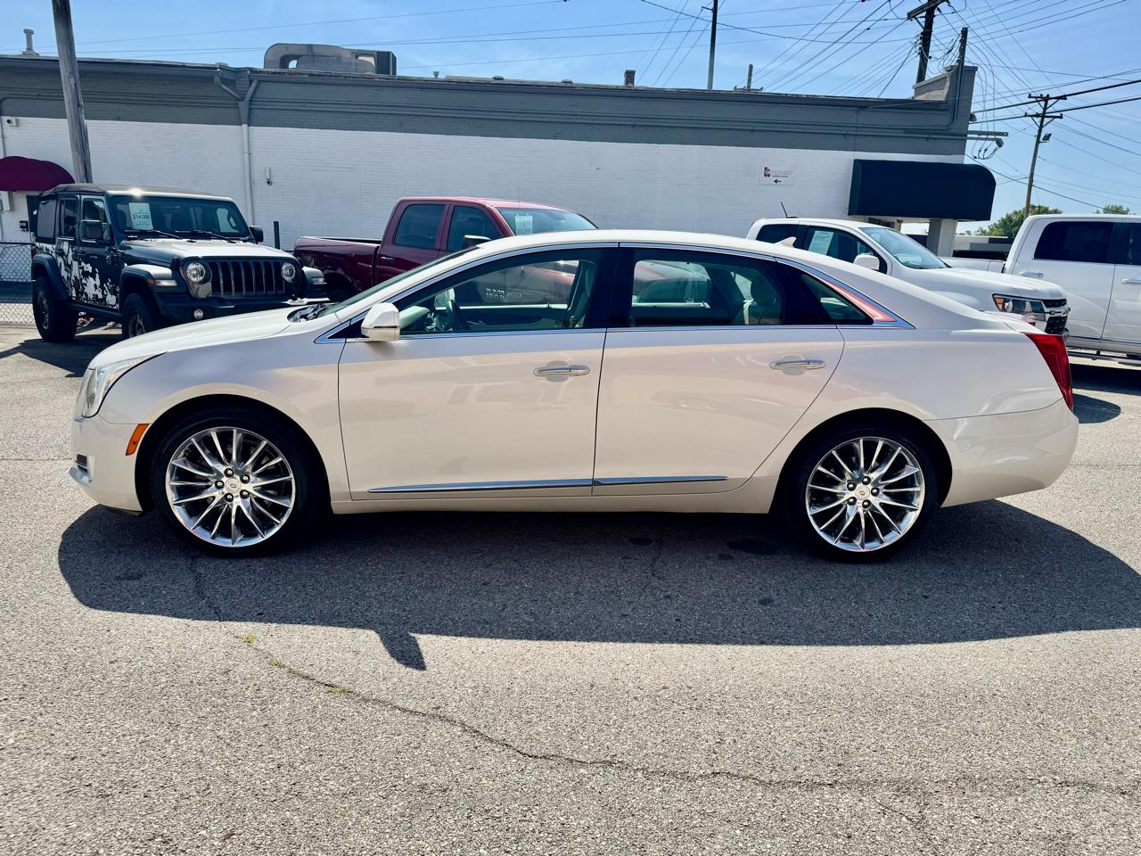 Cadillac XTS Platinum 2013