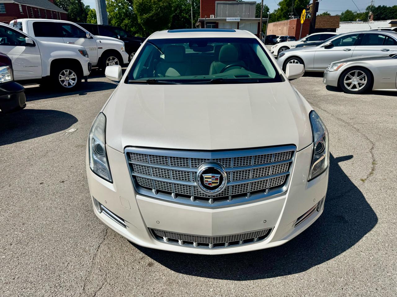 Cadillac XTS Platinum 2013