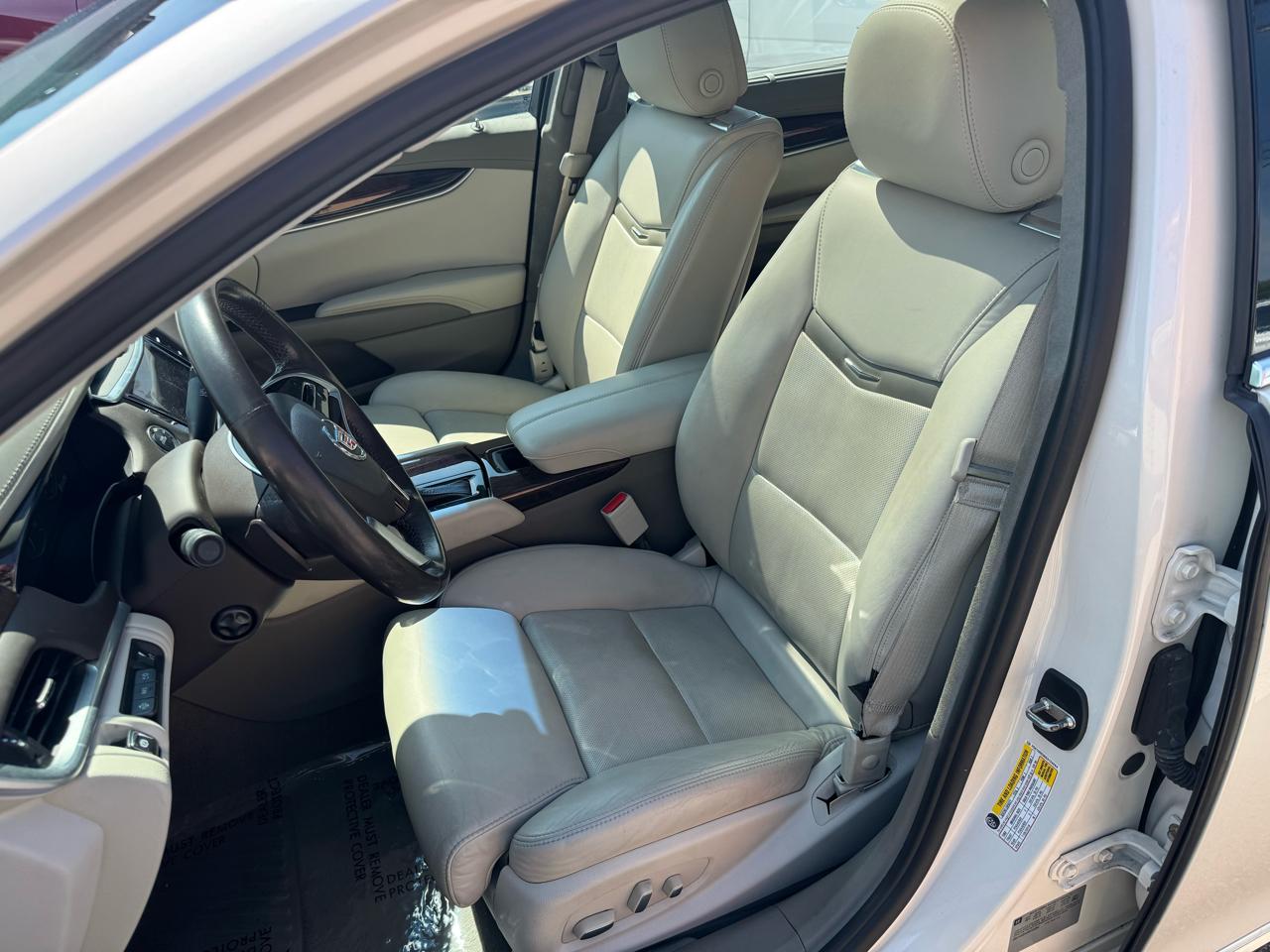 Cadillac XTS Platinum 2013