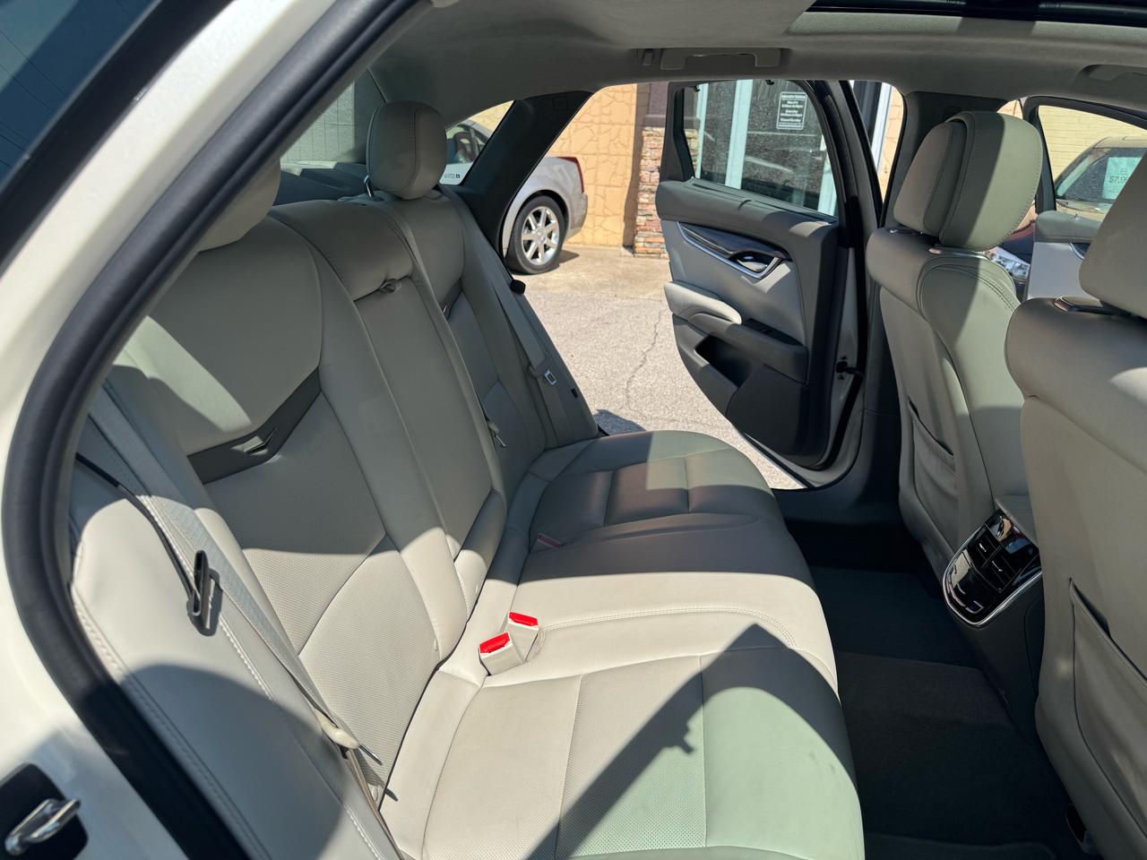 Cadillac XTS Platinum 2013