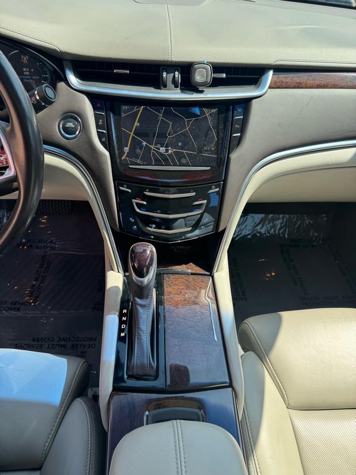 Cadillac XTS Platinum 2013