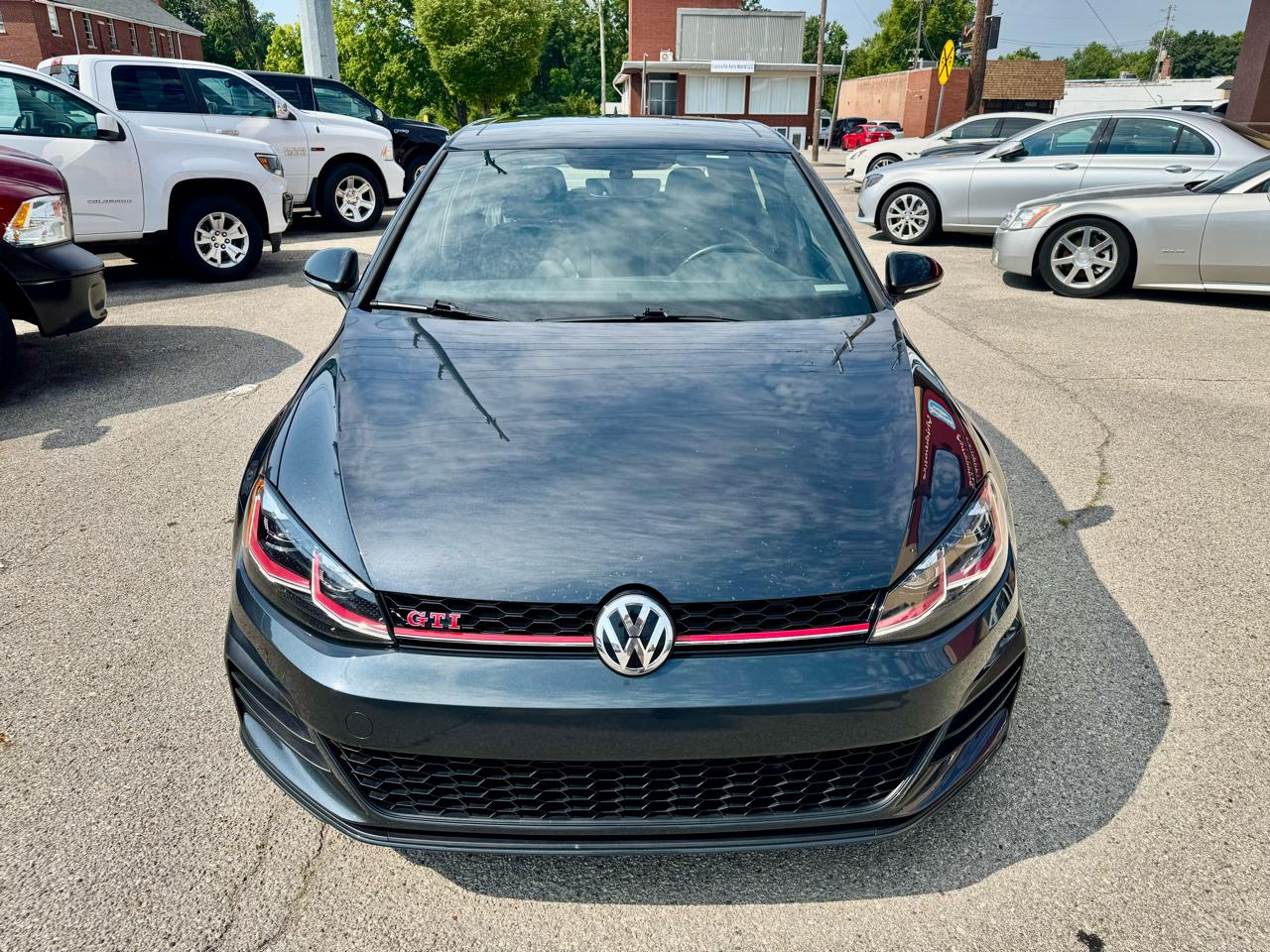 Volkswagen Golf GTI SE 2021