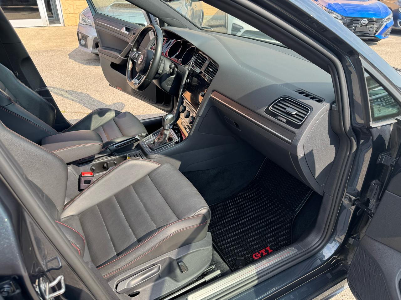 Volkswagen Golf GTI SE 2021
