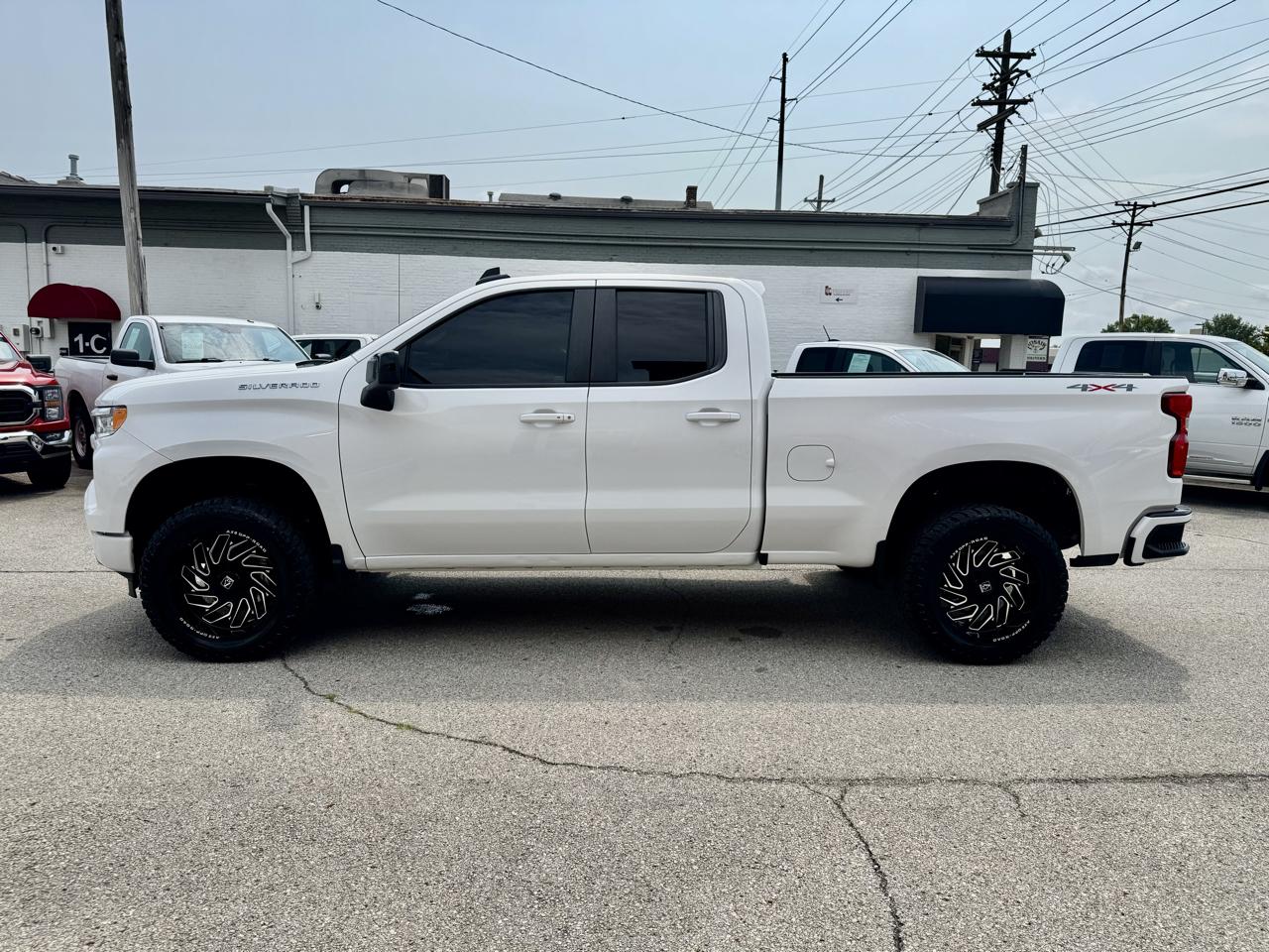 Chevrolet Silverado 1500 RST Double Cab 4WD 2023