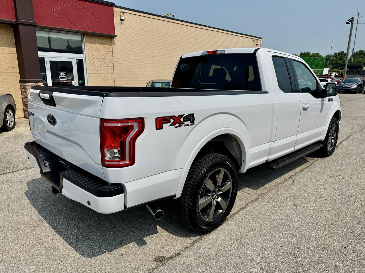 Ford F-150 XLT SuperCab 6.5-ft. Bed 4WD 2017