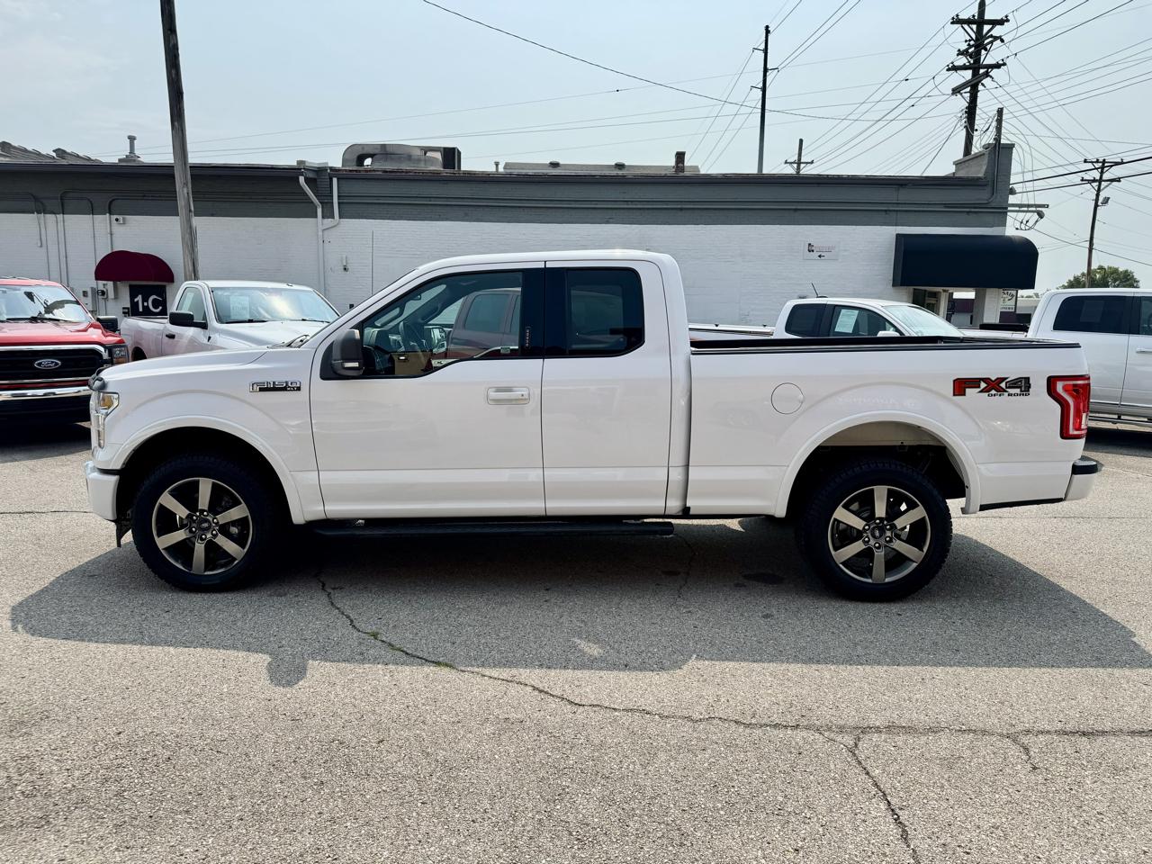 Ford F-150 XLT SuperCab 6.5-ft. Bed 4WD 2017
