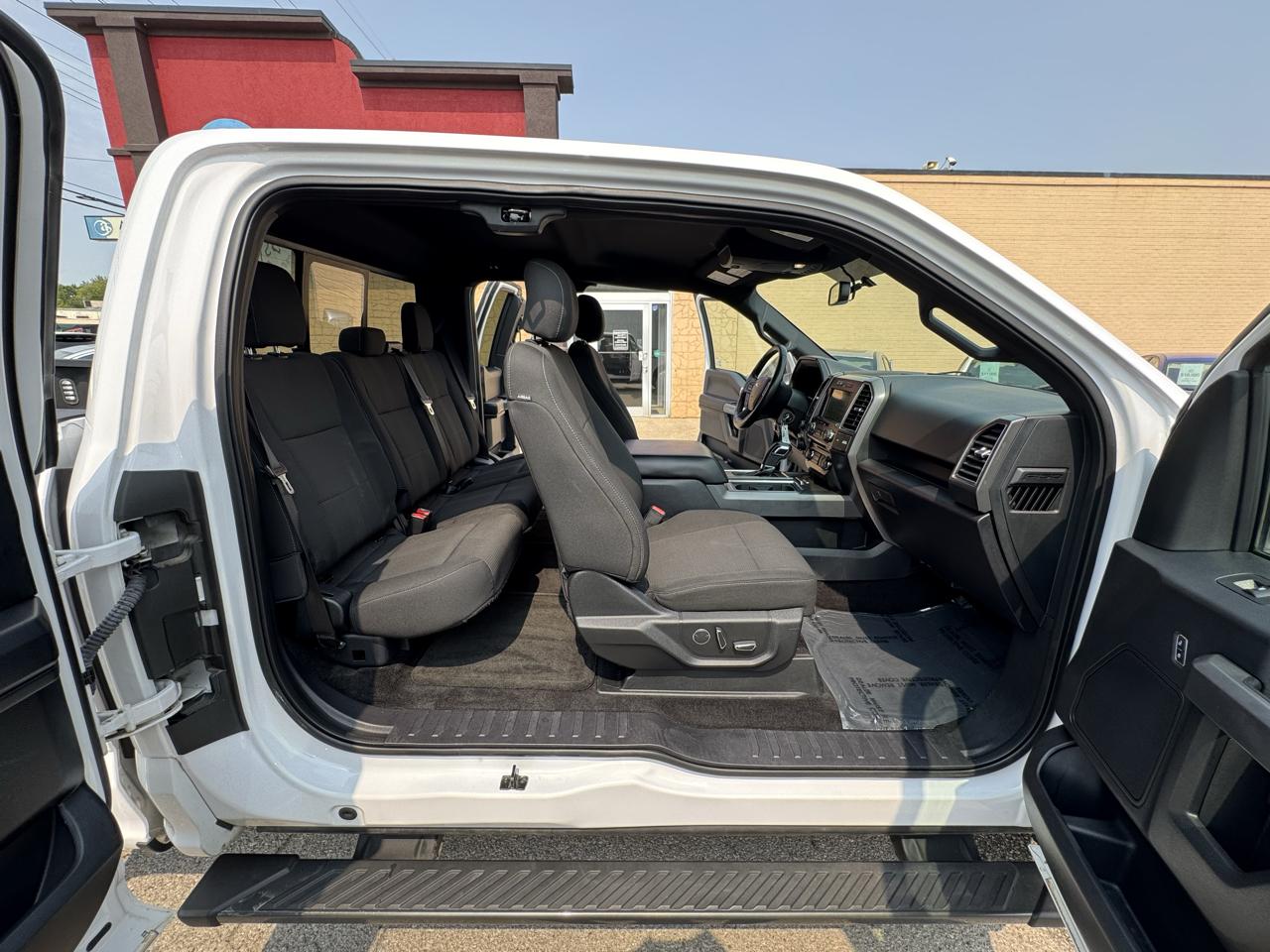 Ford F-150 XLT SuperCab 6.5-ft. Bed 4WD 2017
