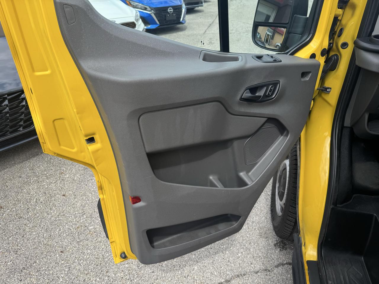 Ford Transit 250 Van High Roof w/Sliding Pass. 148-in. WB EL 2022
