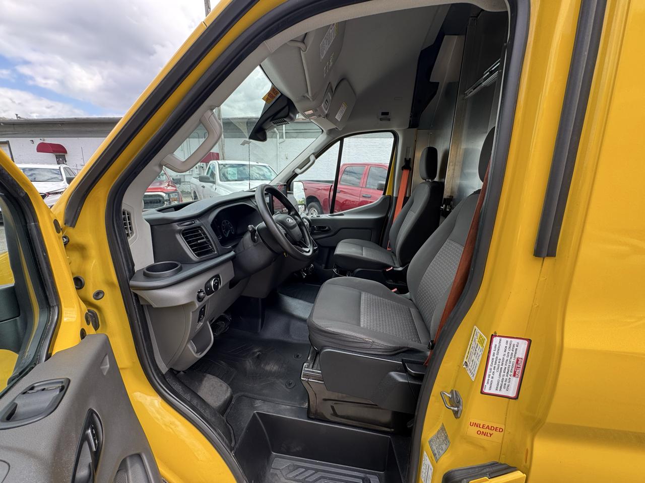 Ford Transit 250 Van High Roof w/Sliding Pass. 148-in. WB EL 2022