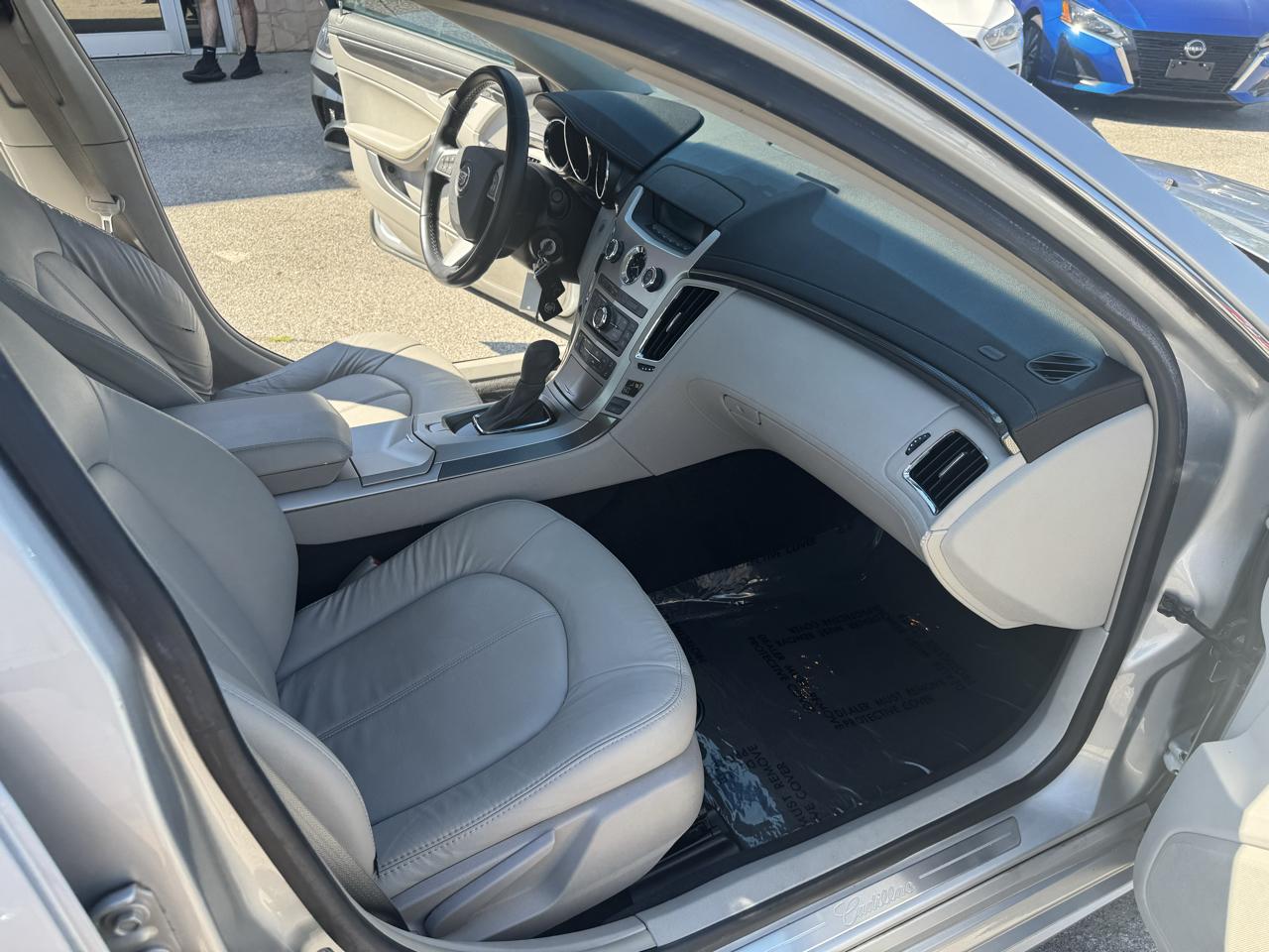 Cadillac CTS 3.0L Base 2010