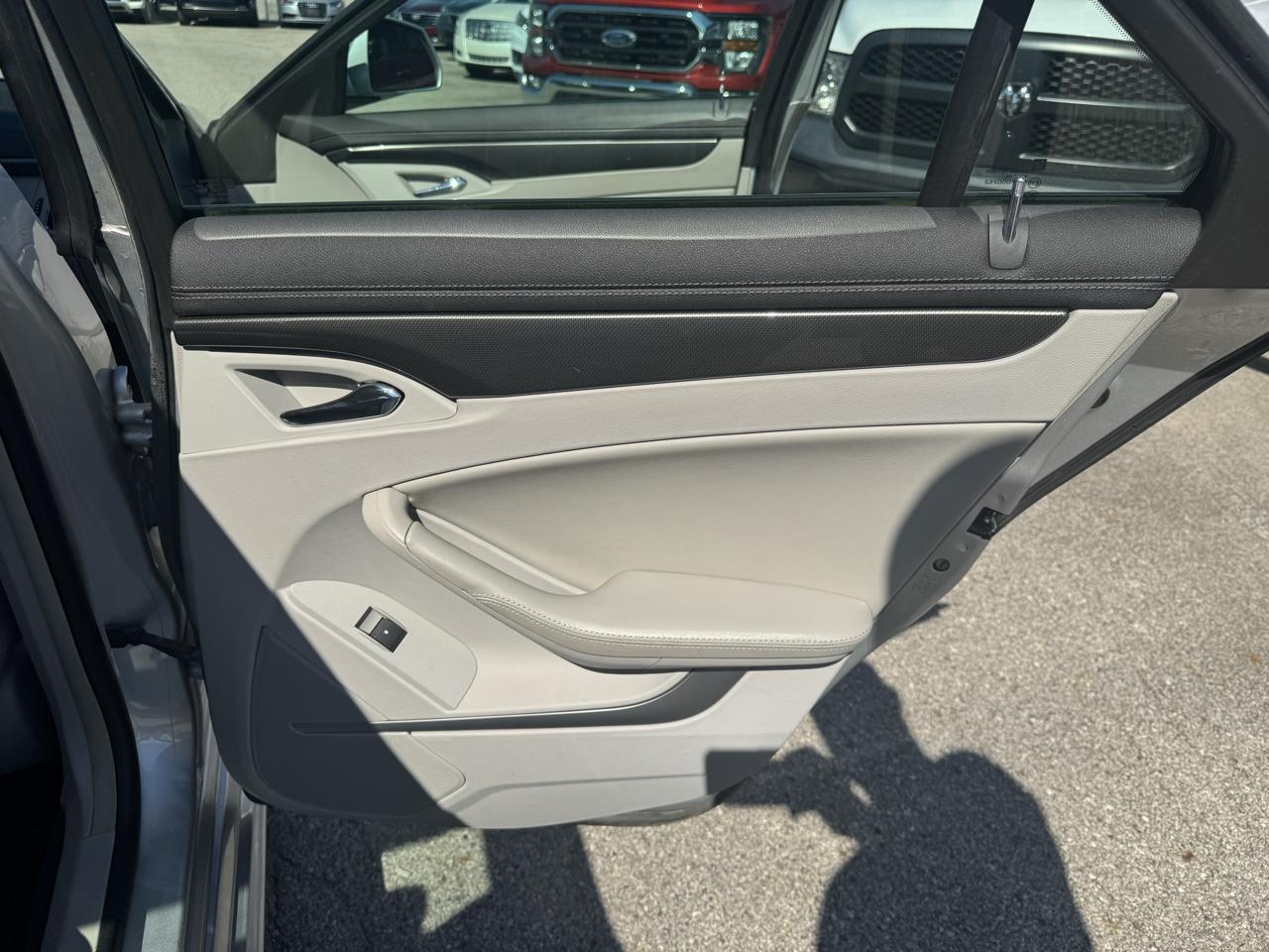 Cadillac CTS 3.0L Base 2010