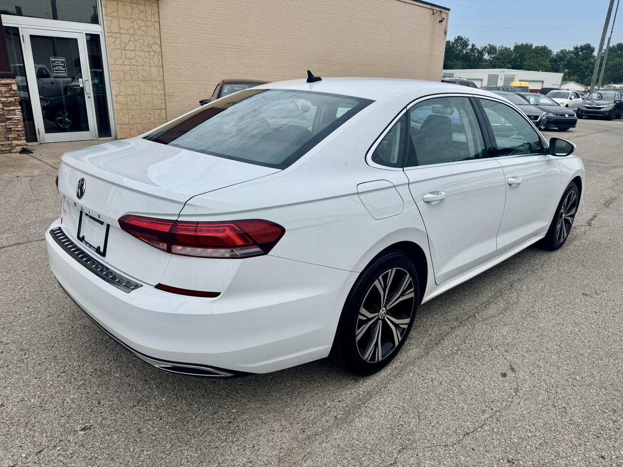 Volkswagen Passat SE 2021