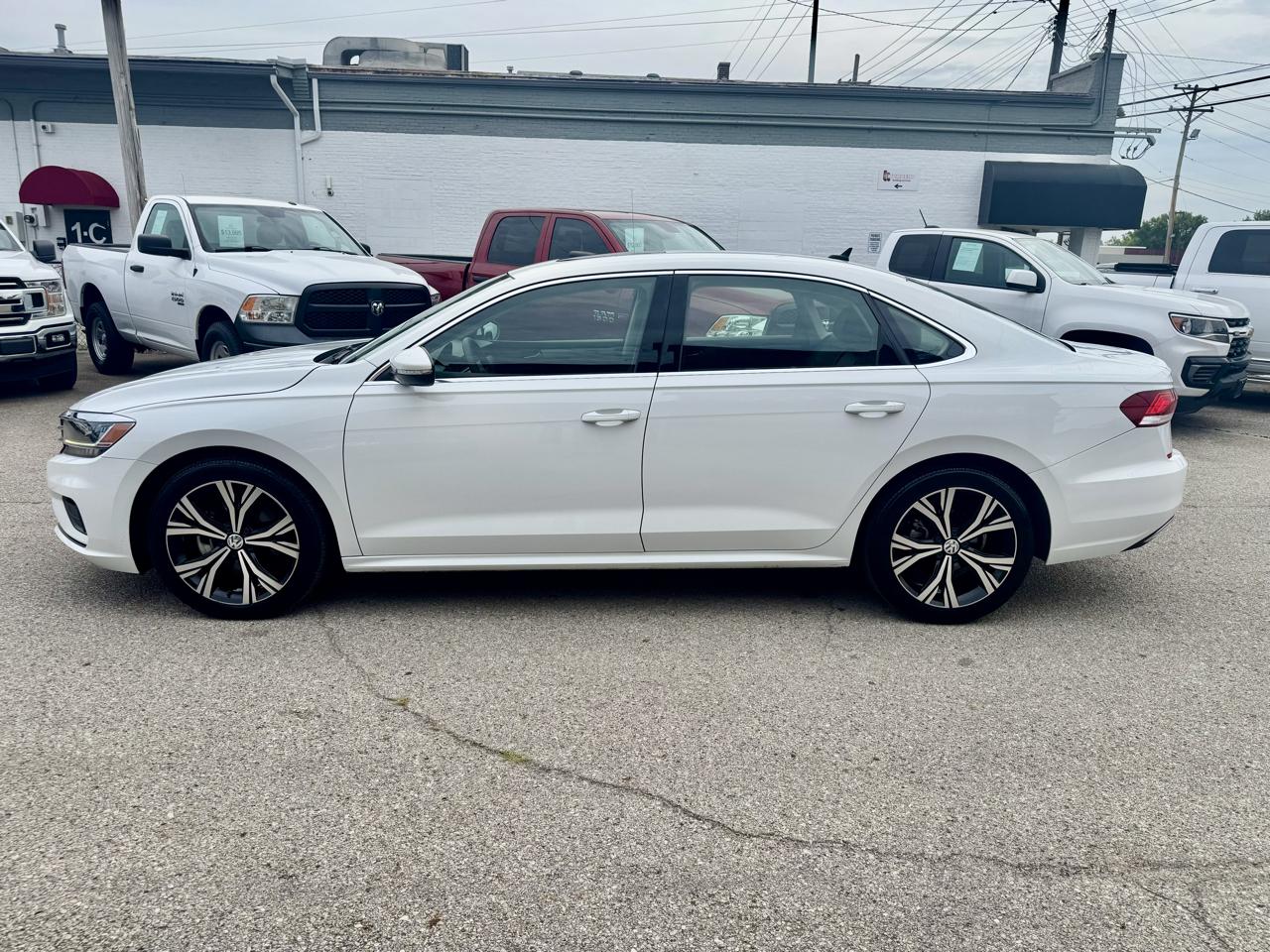 Volkswagen Passat SE 2021