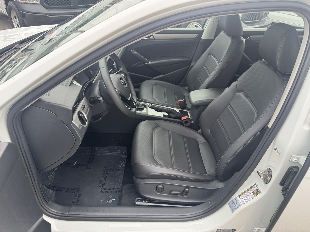 Volkswagen Passat SE 2021