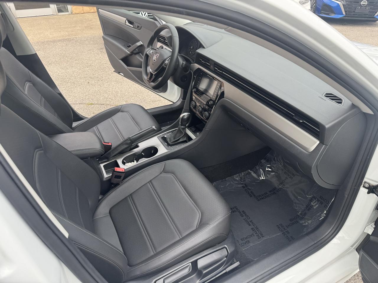Volkswagen Passat SE 2021