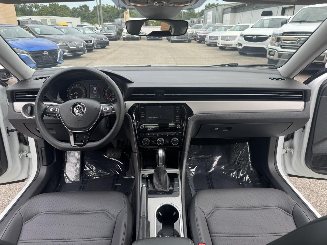Volkswagen Passat SE 2021
